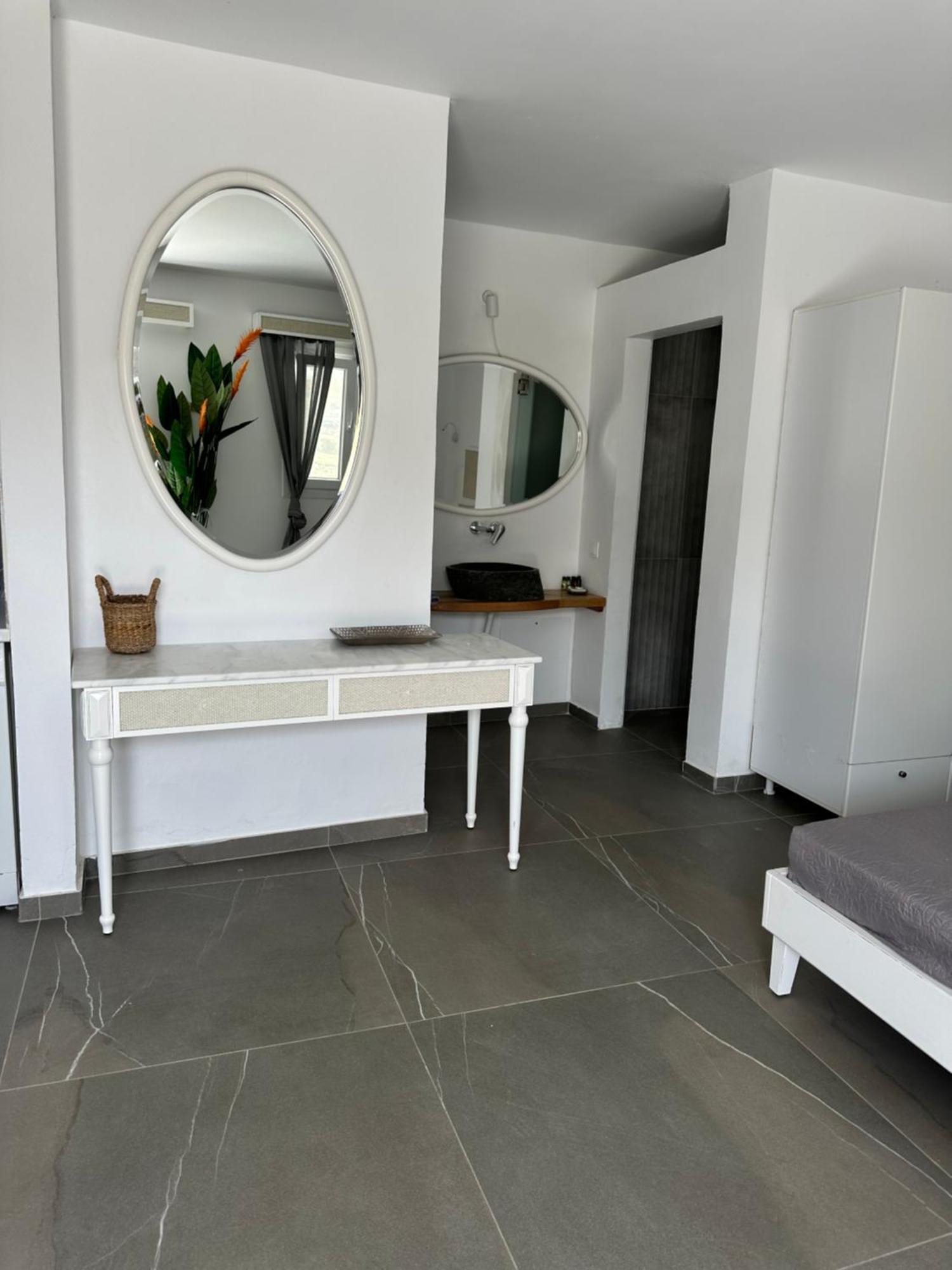 Apartamento Ene'S Mykonos Klouvas Exterior foto